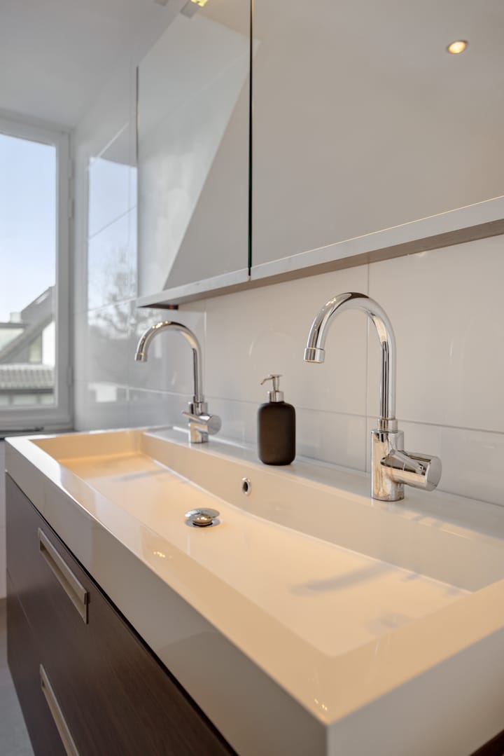 Photo 39 of Helster 8