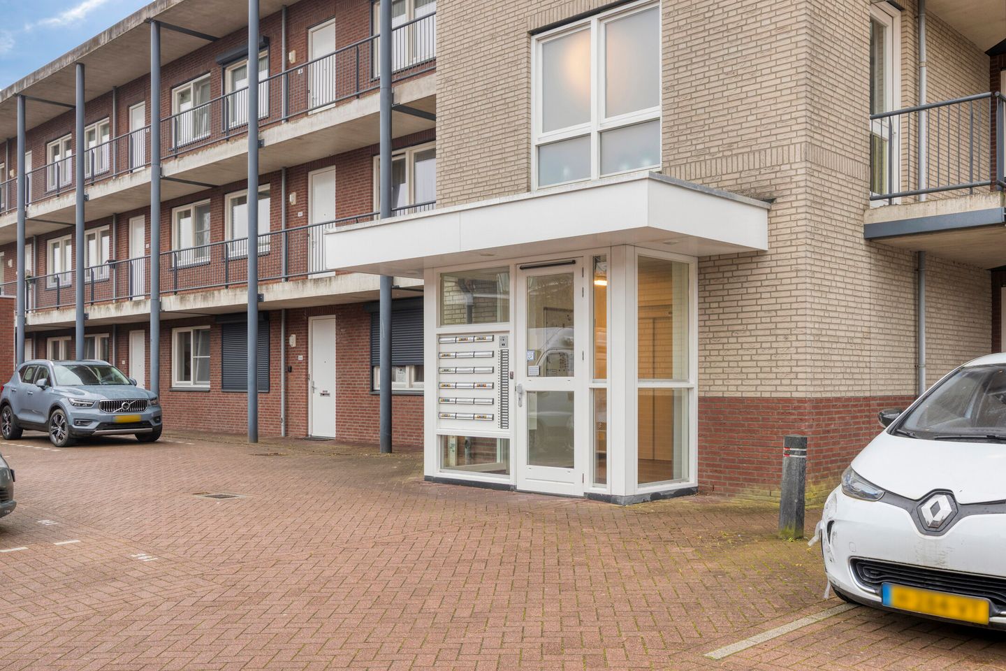 Foto 4 van Goudmijnhof 184