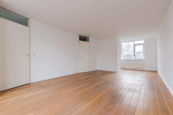 Foto 6 van Moerbeeklaan 11