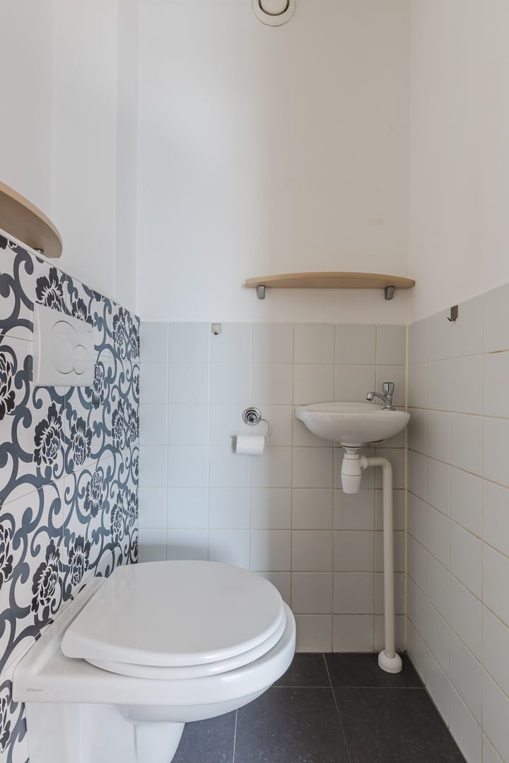 Foto 12 van Moerbeeklaan 11