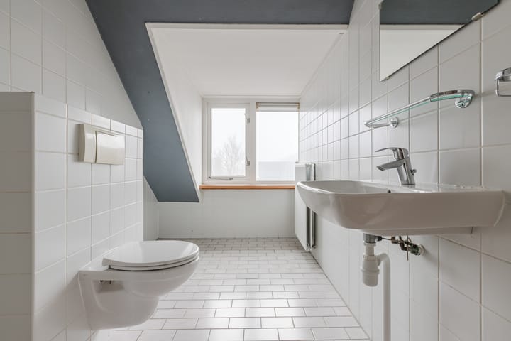 Foto 21 van Moerbeeklaan 11