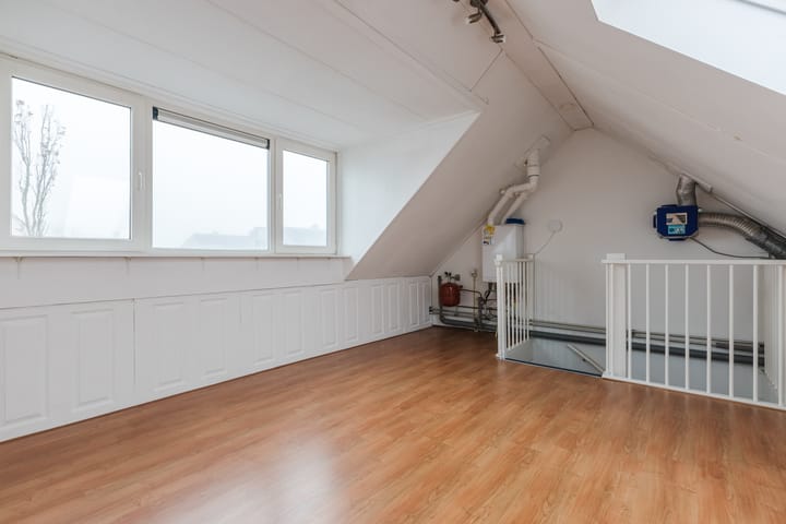 Foto 24 van Moerbeeklaan 11