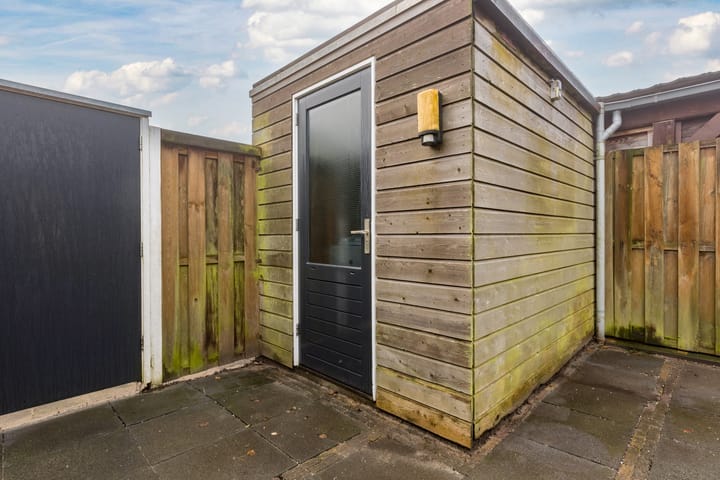 Foto 29 van Moerbeeklaan 11