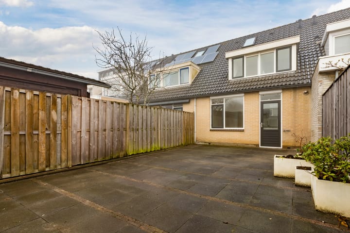 Foto 31 van Moerbeeklaan 11