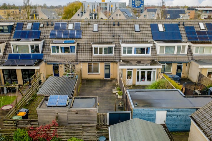 Foto 32 van Moerbeeklaan 11