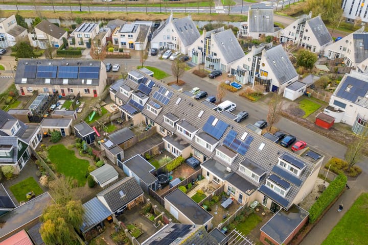 Foto 33 van Moerbeeklaan 11