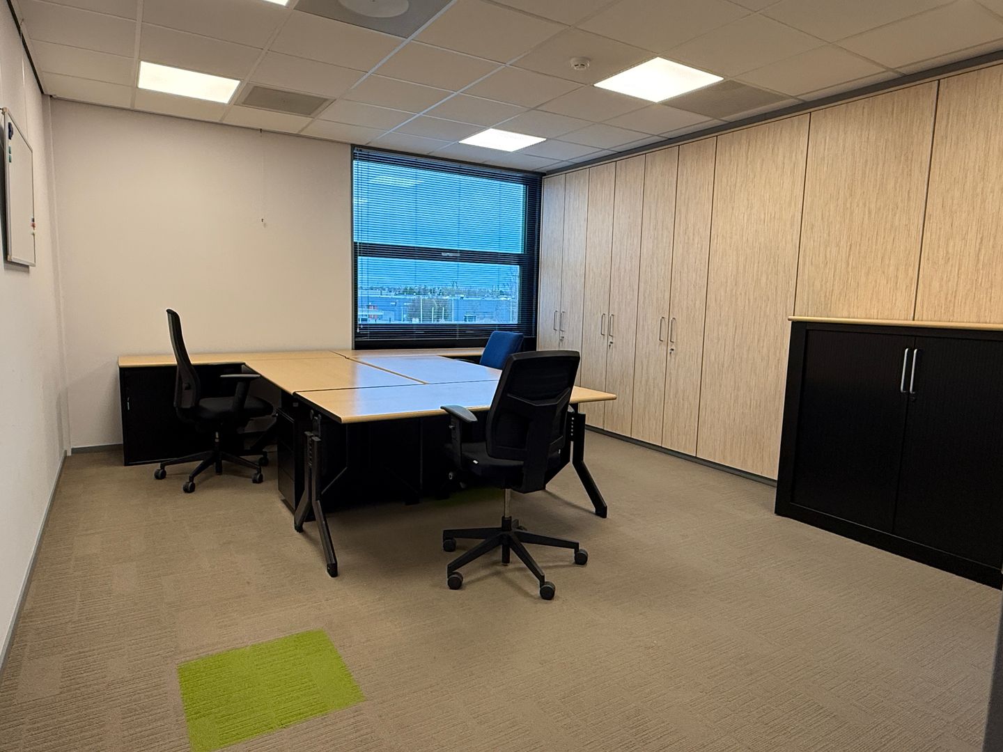 Bekijk foto 2 van Maseratilaan 14