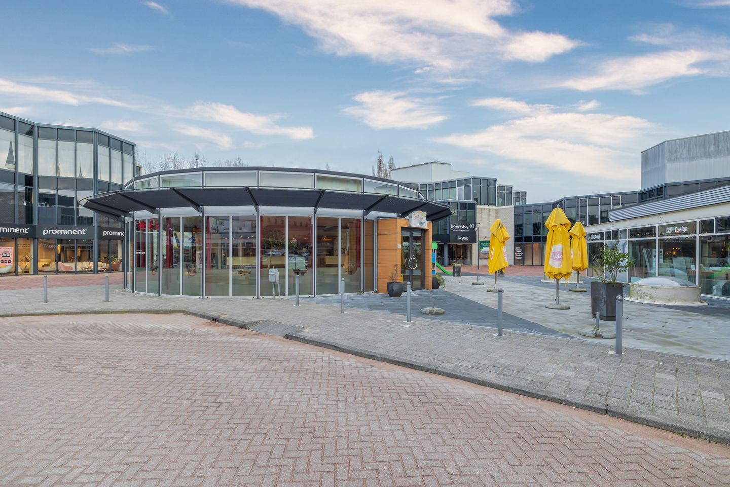 Bekijk foto 3 van Meubelplein 13