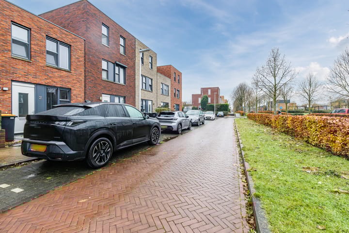 Photo 6 of Eikepage 19