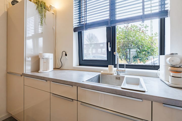 Photo 23 of Eikepage 19