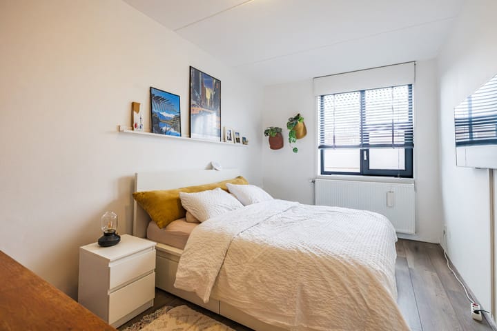 Photo 28 of Eikepage 19