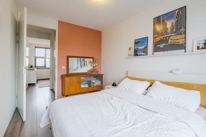 Photo 31 of Eikepage 19