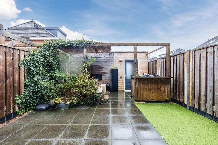 Photo 43 of Eikepage 19