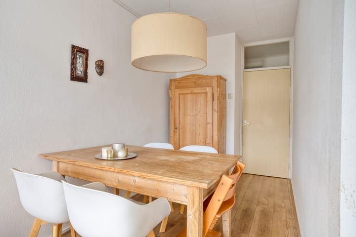 Photo 5 of Van der Helmstraat 404