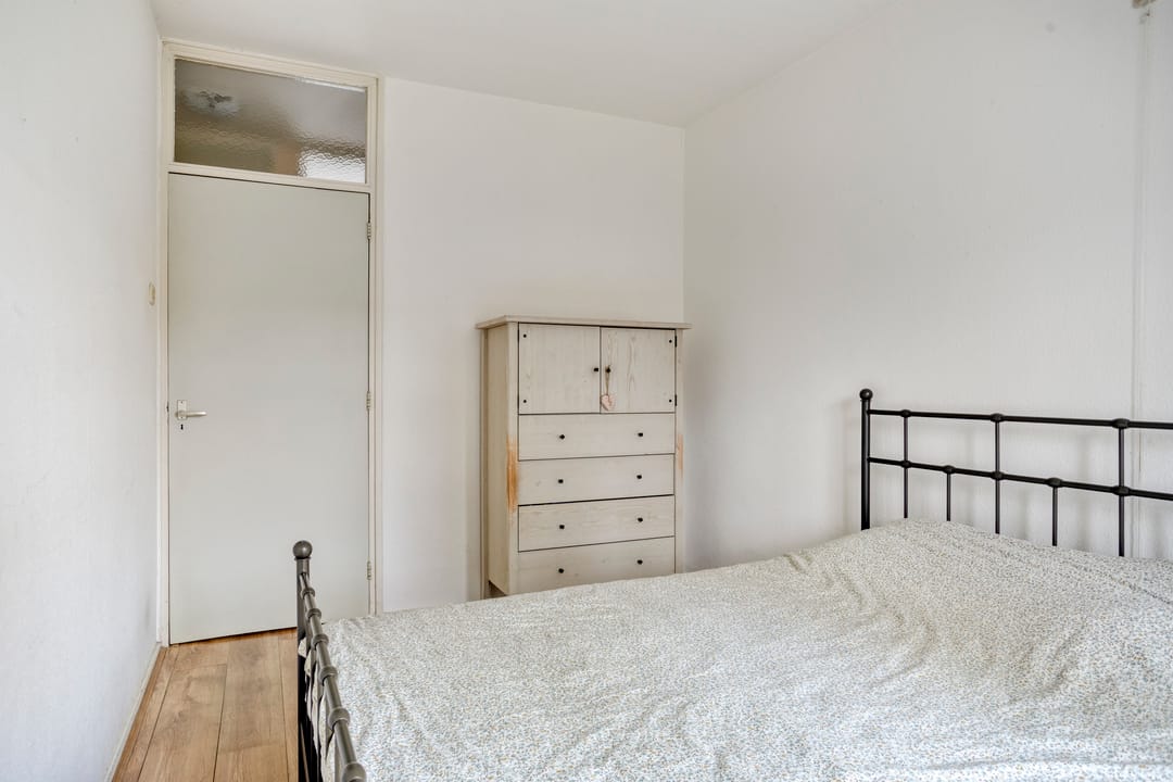 Photo 11 of Van der Helmstraat 404