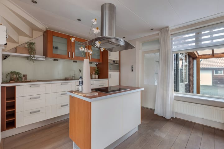 Photo 24 of Uiterdijkenweg 7-C