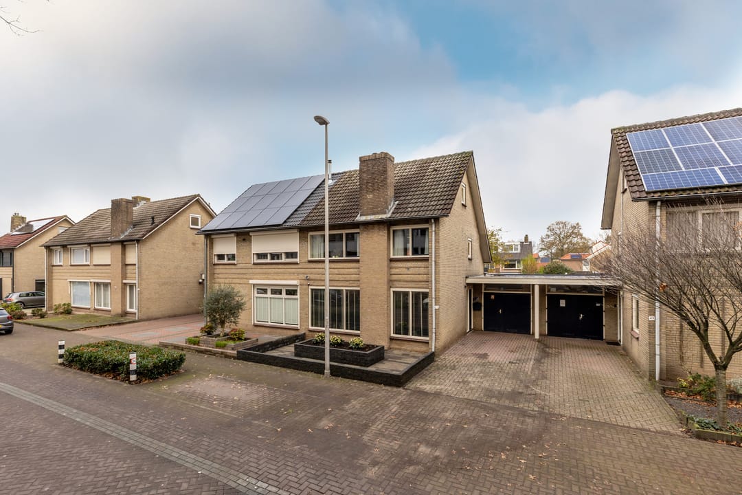 Photo 1 of Nassaulaan 47-A