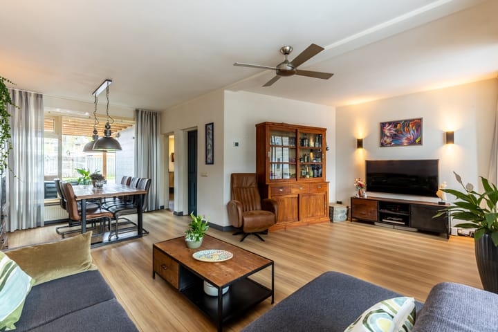 Photo 2 of Nassaulaan 47-A