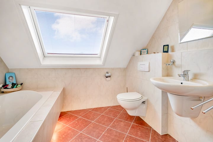 Foto 24 van Vergeet-mij-nietjestraat 32