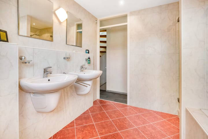 Foto 27 van Vergeet-mij-nietjestraat 32