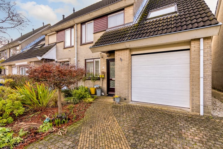 Foto 43 van Vergeet-mij-nietjestraat 32