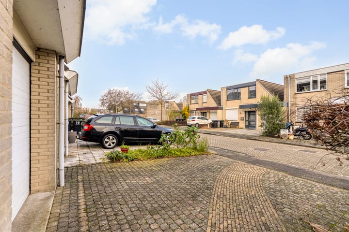 Foto 46 van Vergeet-mij-nietjestraat 32