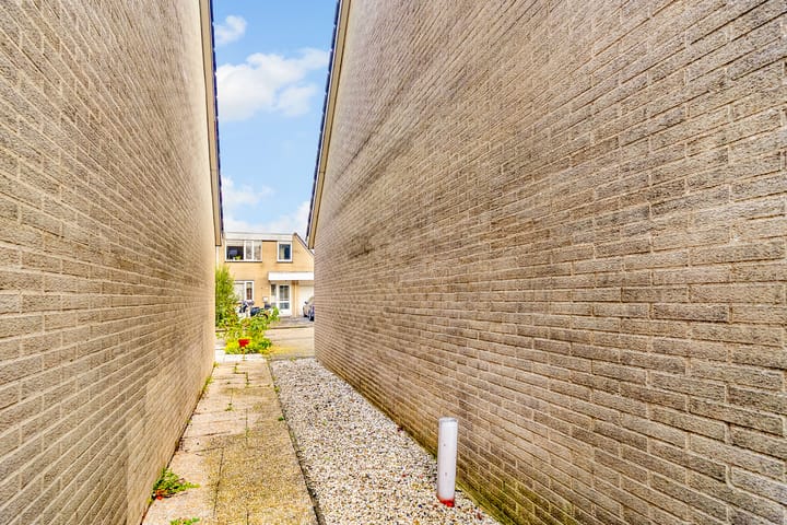 Foto 48 van Vergeet-mij-nietjestraat 32