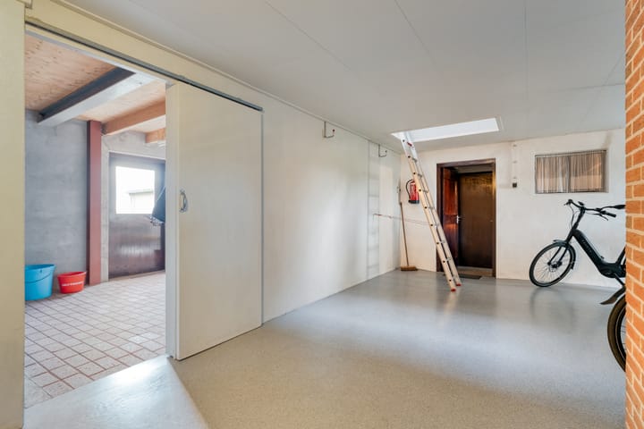 Photo 38 of Dekkersweg 8