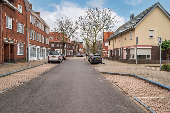 Foto 44 van Willemstraat 16