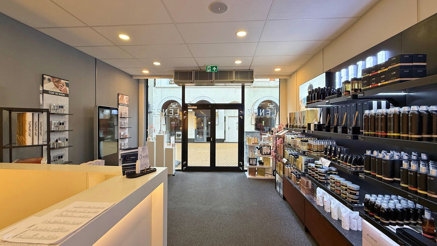 View photo 4 of Carolieweg 19