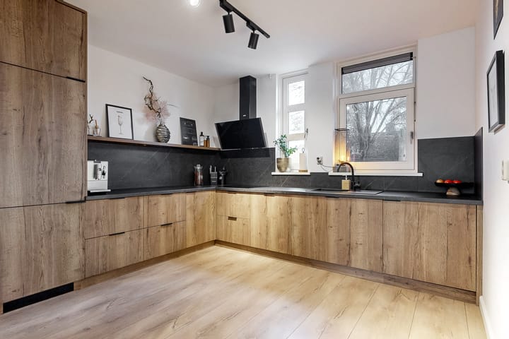 Photo 11 of Paardebloem 105