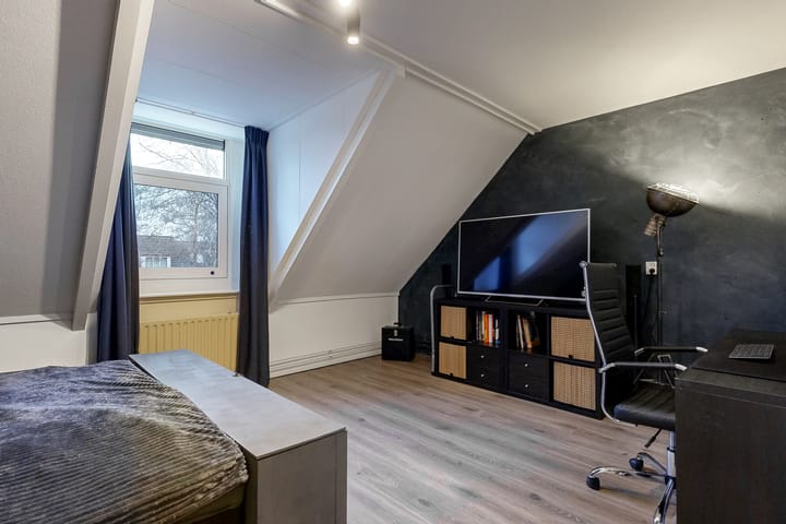 Photo 25 of Paardebloem 105