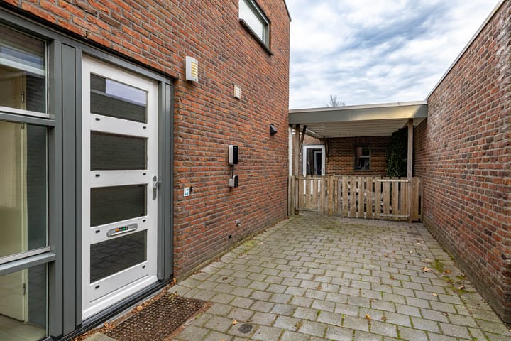 Photo 48 of Gouwland 11