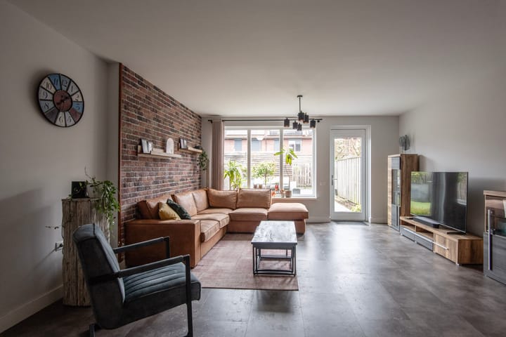 Foto 2 van Mennestraat 56