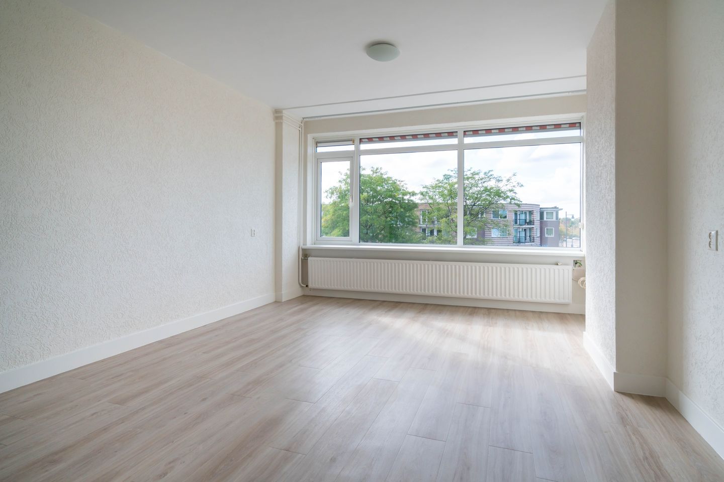 Photo 10 of Van Duivenvoordelaan 14