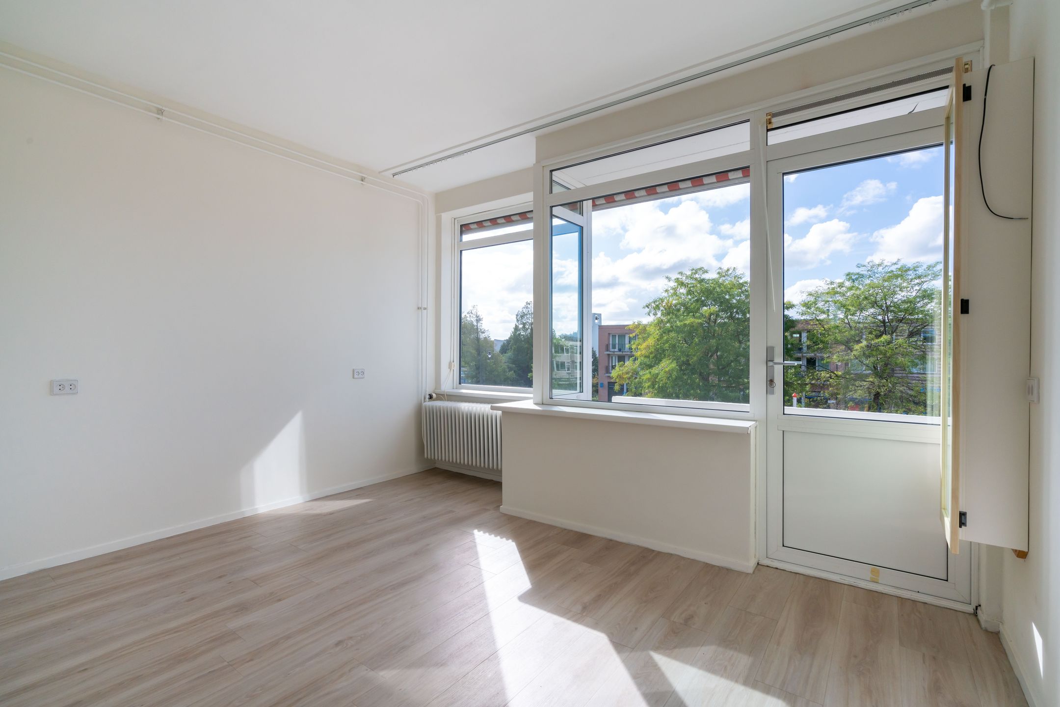 Photo 24 of Van Duivenvoordelaan 14