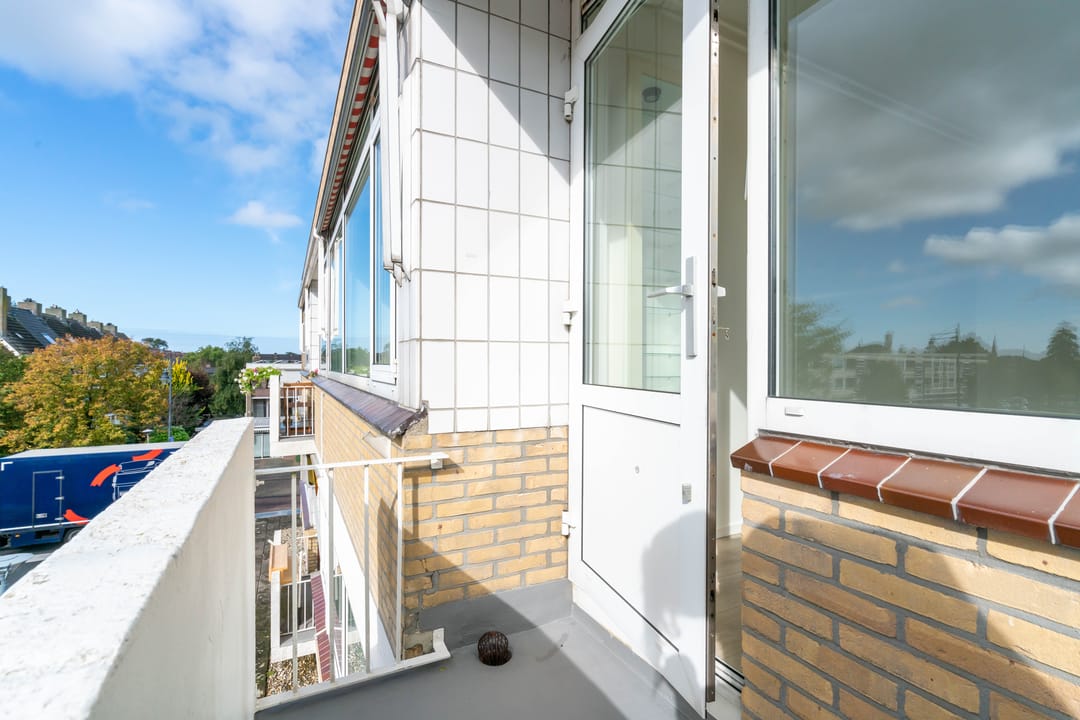 Photo 28 of Van Duivenvoordelaan 14