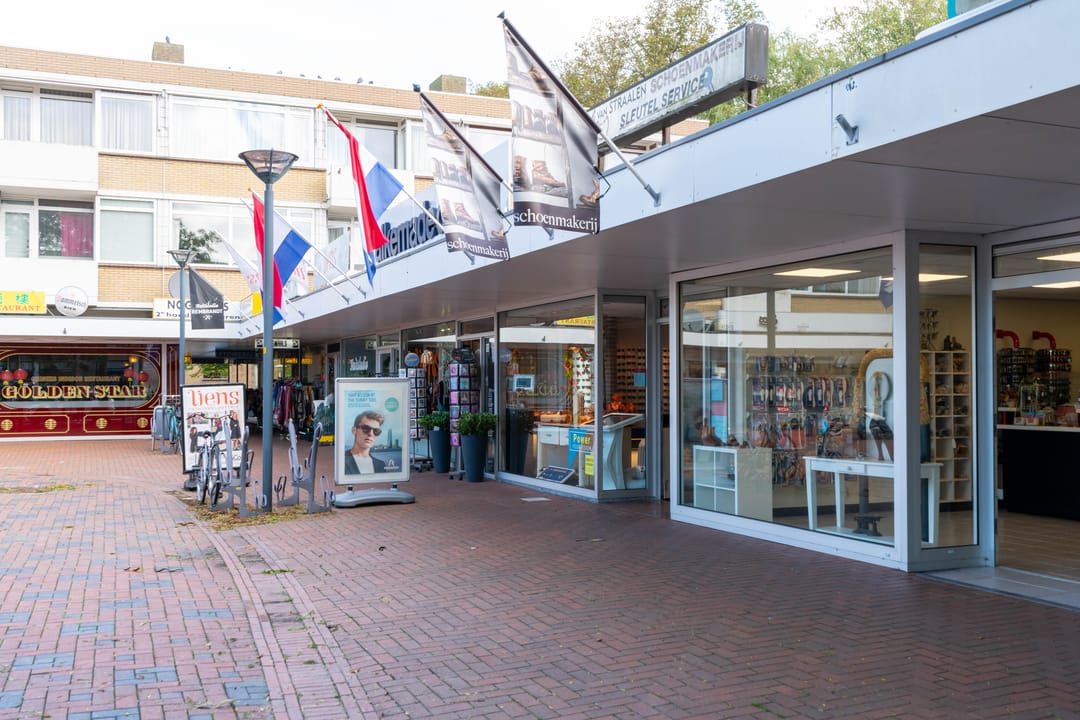 Photo 32 of Van Duivenvoordelaan 14