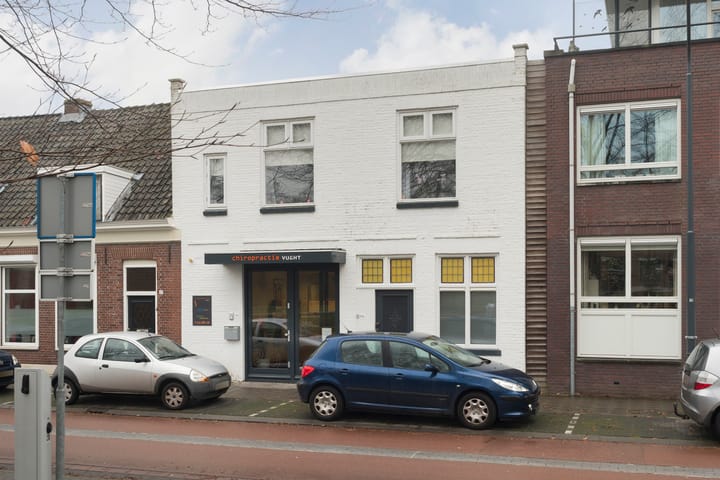 Stationsstraat 20