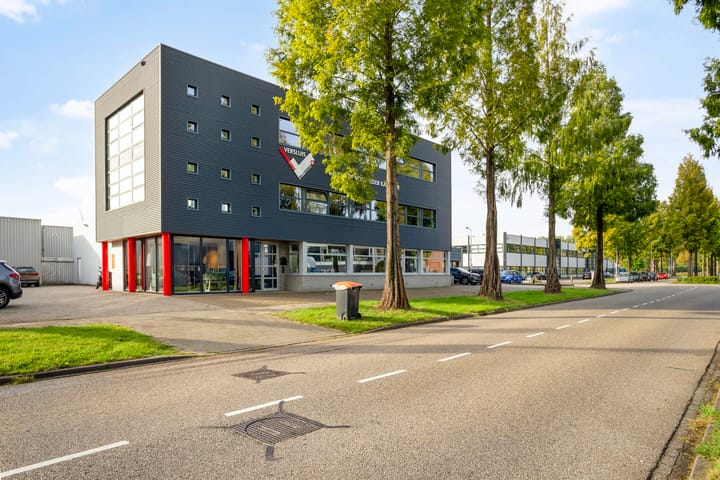 Mangaan 4-B, Den Bosch