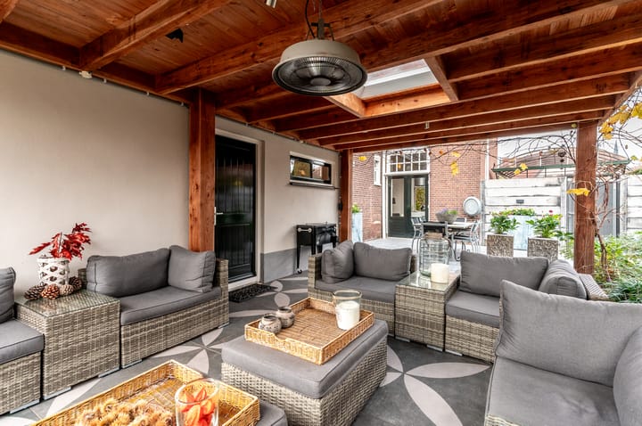 Photo 44 of Dokter Holtropstraat 93