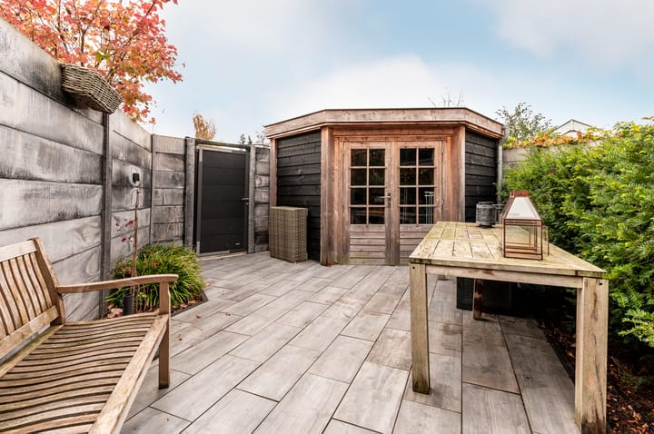 Photo 46 of Dokter Holtropstraat 93