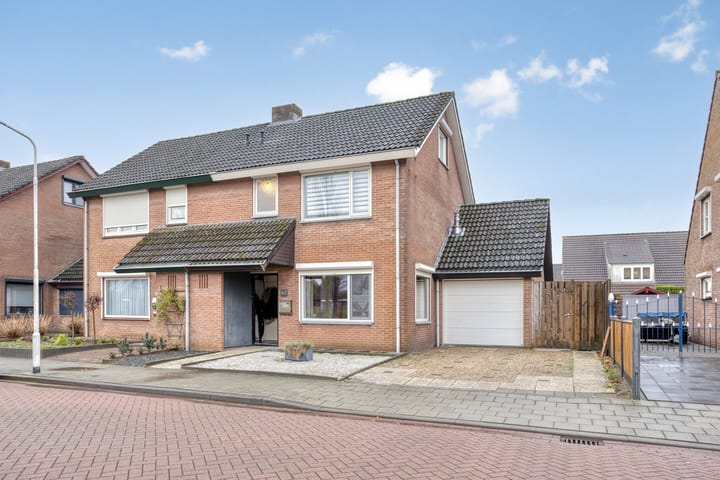 Foto 6 van Bernhardstraat 67