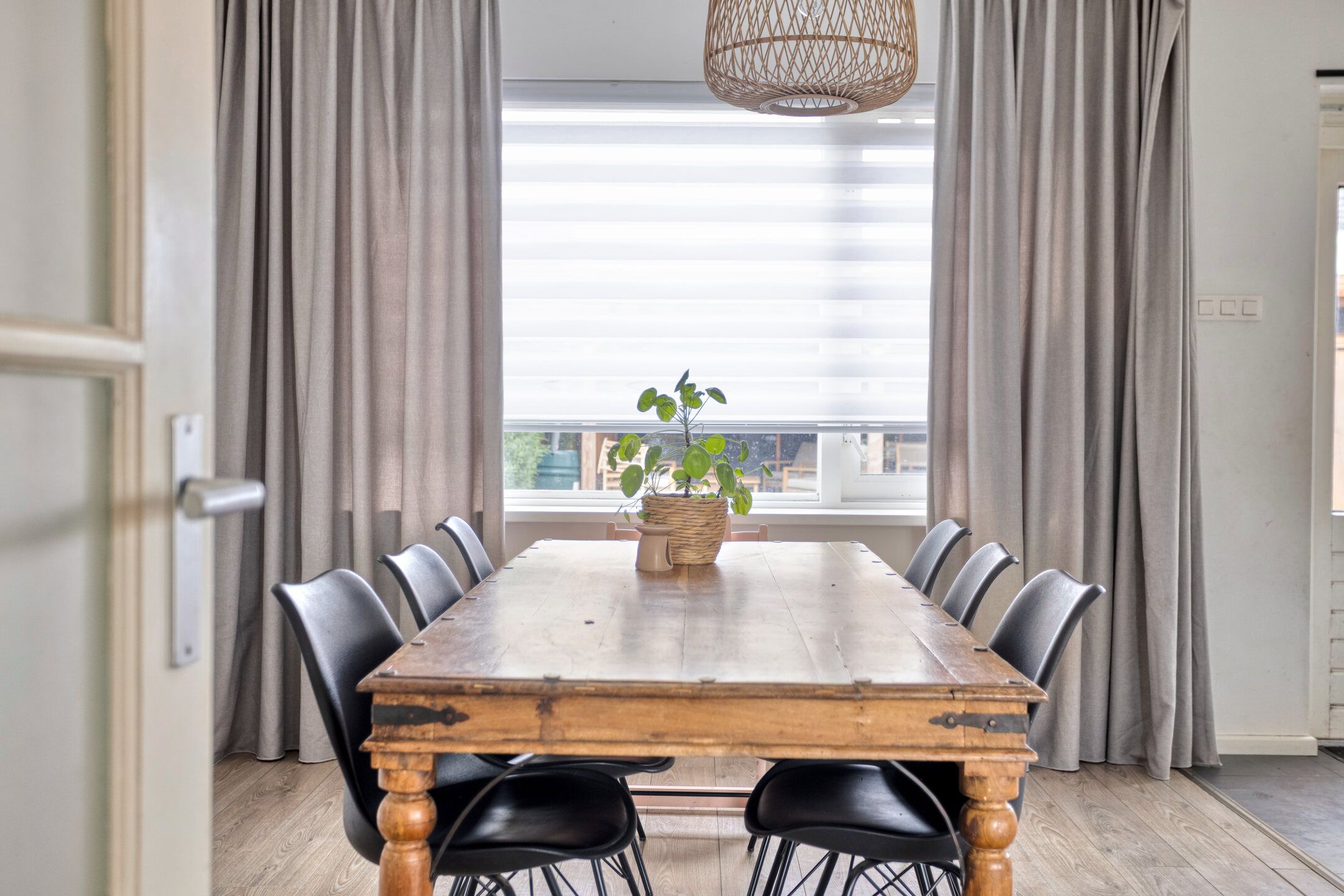 Foto 12 van Bernhardstraat 67