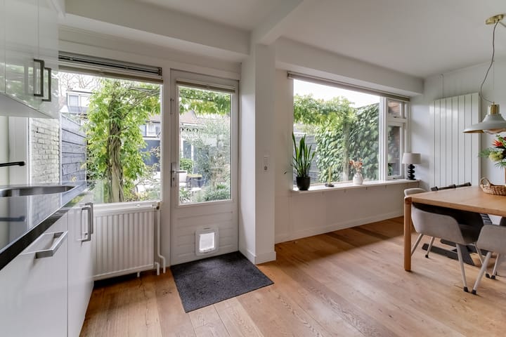 Photo 15 of Tyrasstraat 6