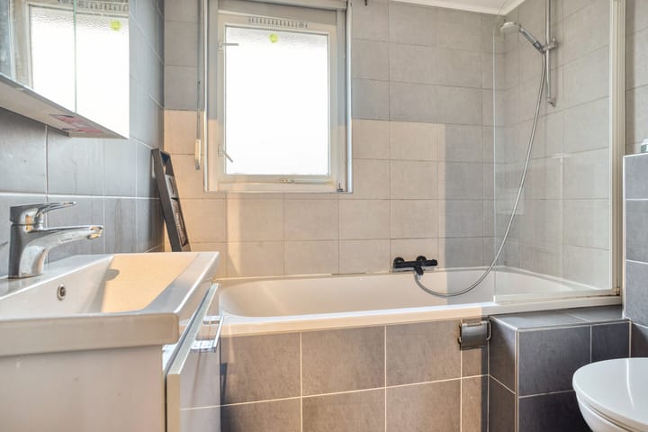 Foto 27 van Bernhardstraat 67