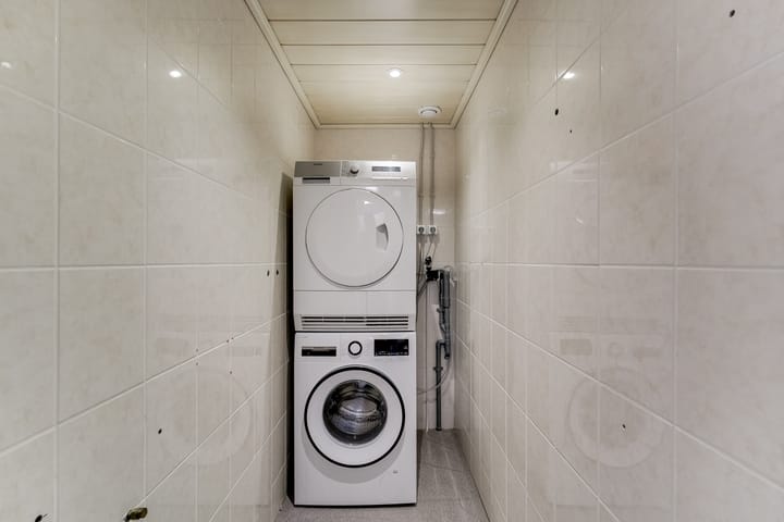 Photo 42 of Tyrasstraat 6