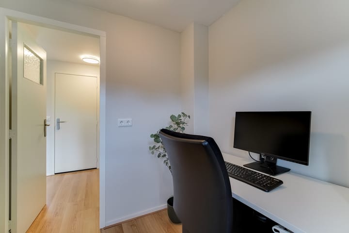 Photo 44 of Tyrasstraat 6