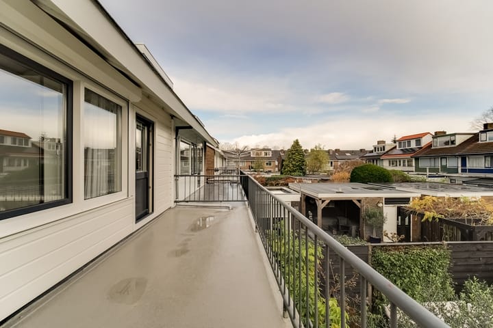 Photo 46 of Tyrasstraat 6