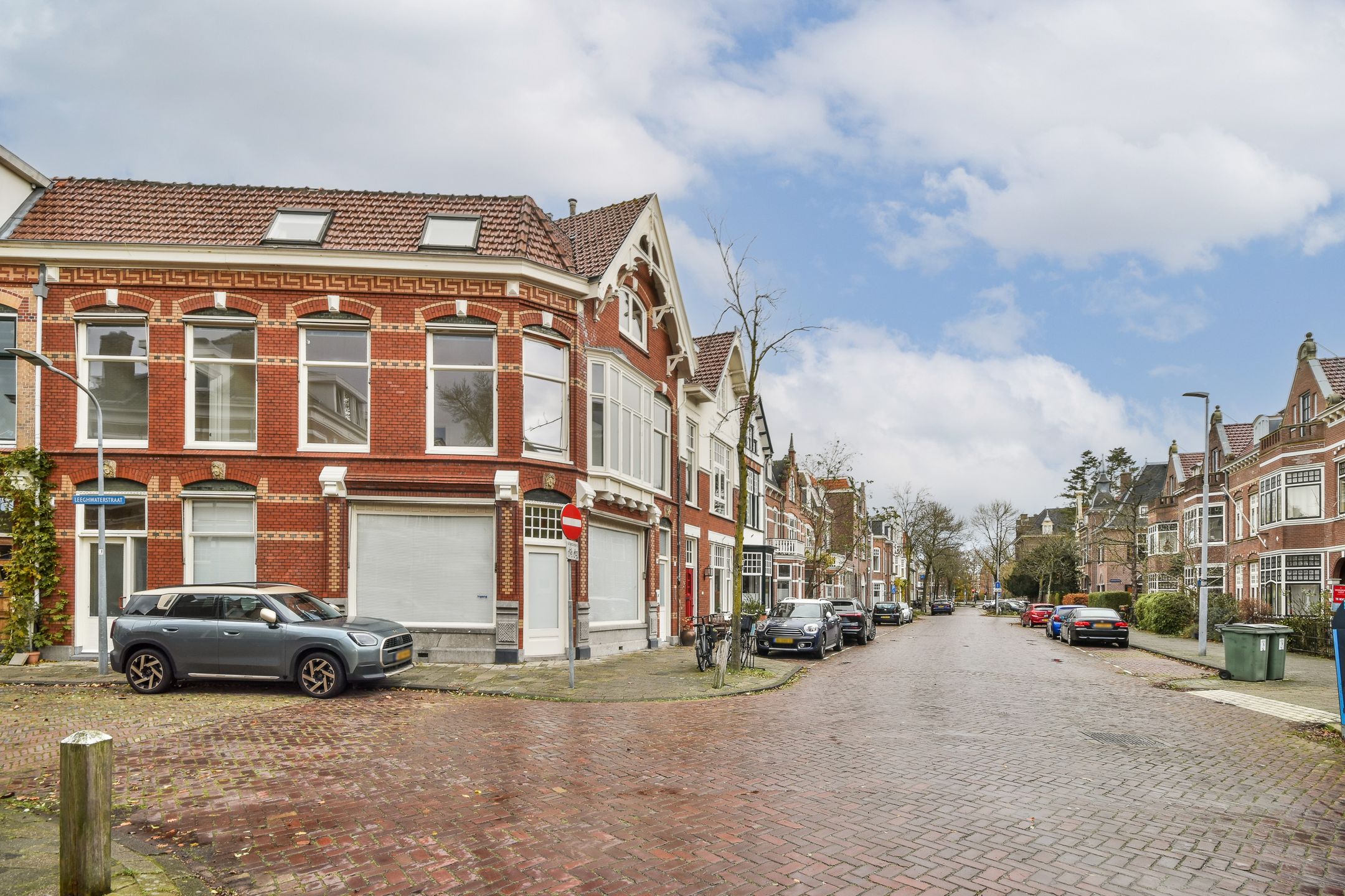 Photo 30 of Koninginneweg 30